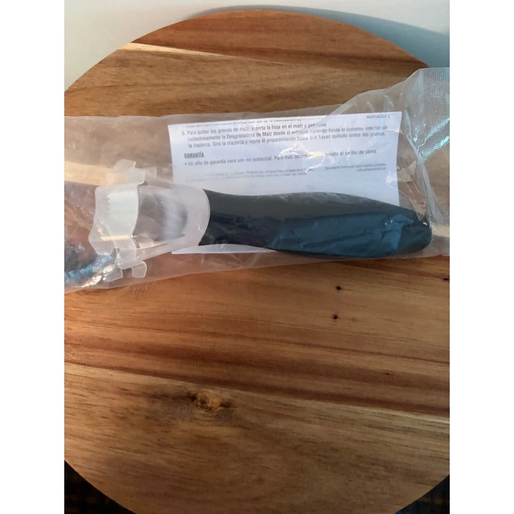 Pampered Chef Kernel Cutter 1114 Corn on the Cob Cutter Slicer New Sealed